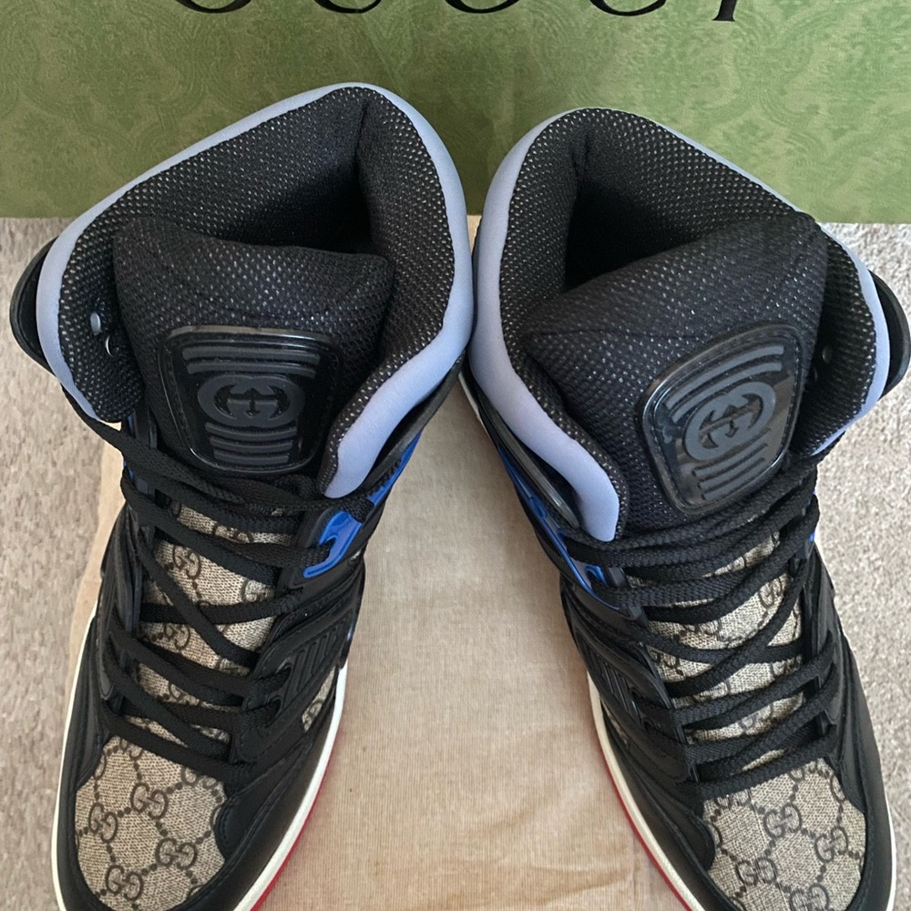 Gucci Basket High-tops in Black and Beige - Picture 6 of 6